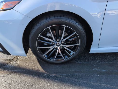 Certified 2024 Toyota Camry SE FWD image 27