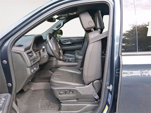 Used 2021 Chevrolet Tahoe RST w/ Luxury Package image 9