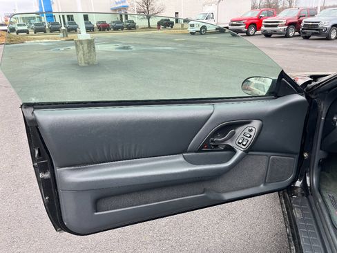 Used 1996 Chevrolet Camaro Z28 image 16