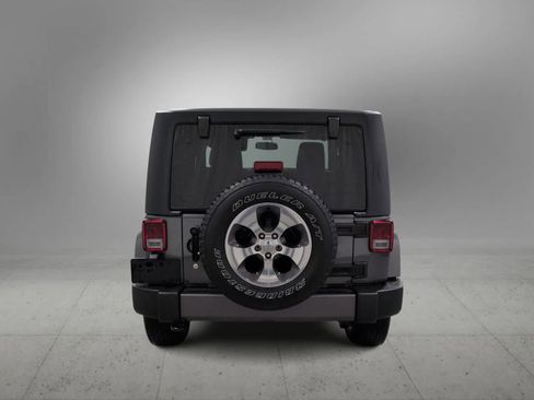 Certified 2018 Jeep Wrangler Sahara w/ Connectivity Group image 7
