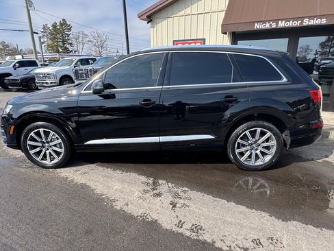 Used 2019 Audi Q7 3.0T Premium w/ Cold Weather Package image 2