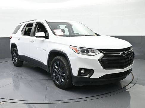 Used 2019 Chevrolet Traverse RS image 9