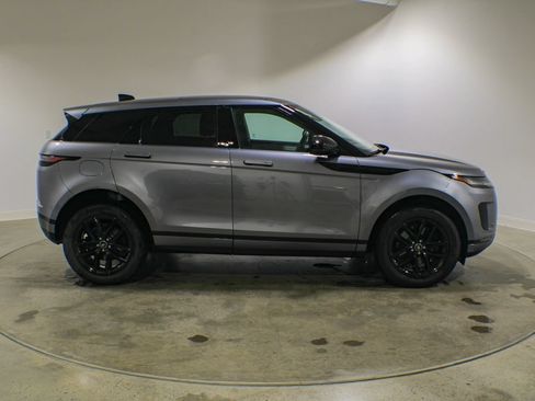 Used 2026 Land Rover Range Rover Evoque S AWD/4WD image 7