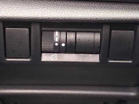 Used 2024 Subaru Crosstrek 2.5i Sport w/ Crosstrek Mirror Package image 23