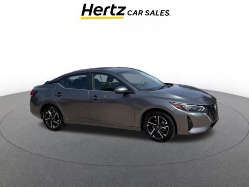 Used 2025 Nissan Sentra SV FWD image 1