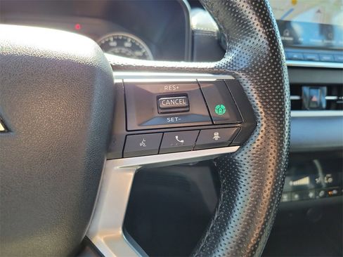 Used 2024 Mitsubishi Outlander SE Black Edition image 28