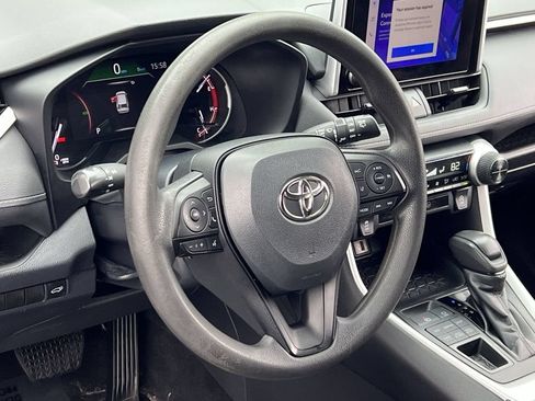 Used 2023 Toyota RAV4 XLE w/ Convenience Package AWD/4WD image 14