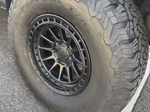 Used 2024 Ford F150 Raptor AWD/4WD image 4