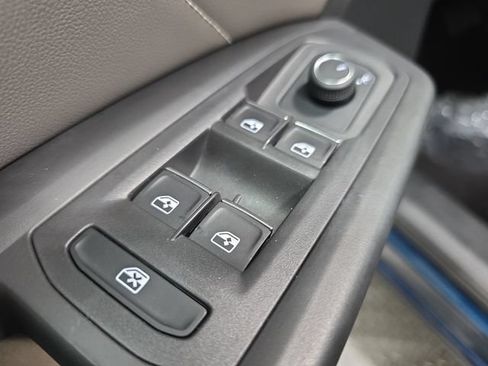 Used 2022 Volkswagen Atlas Cross Sport SE AWD/4WD image 26