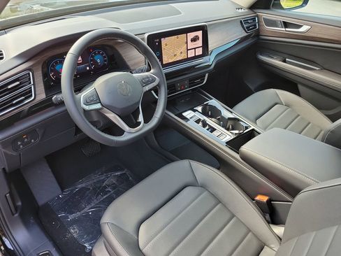 New 2026 Volkswagen Atlas SEL AWD/4WD image 18