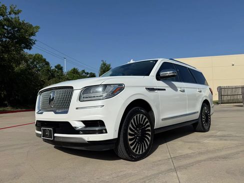 Used 2021 Lincoln Navigator Black Label w/ Cargo Convenience Package AWD/4WD image 2