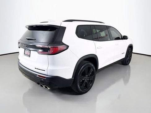 Used 2026 GMC Acadia Elevation w/ Black Edition FWD image 7