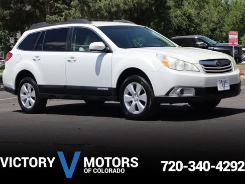 Used 2012 Subaru Outback 2.5i Premium w/ All-Weather Pkg AWD/4WD image 1