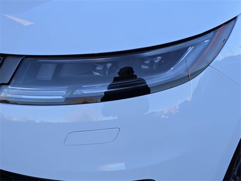 New 2026 Land Rover Range Rover Sport SE image 18