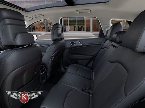 New 2026 Kia Sportage EX image 18