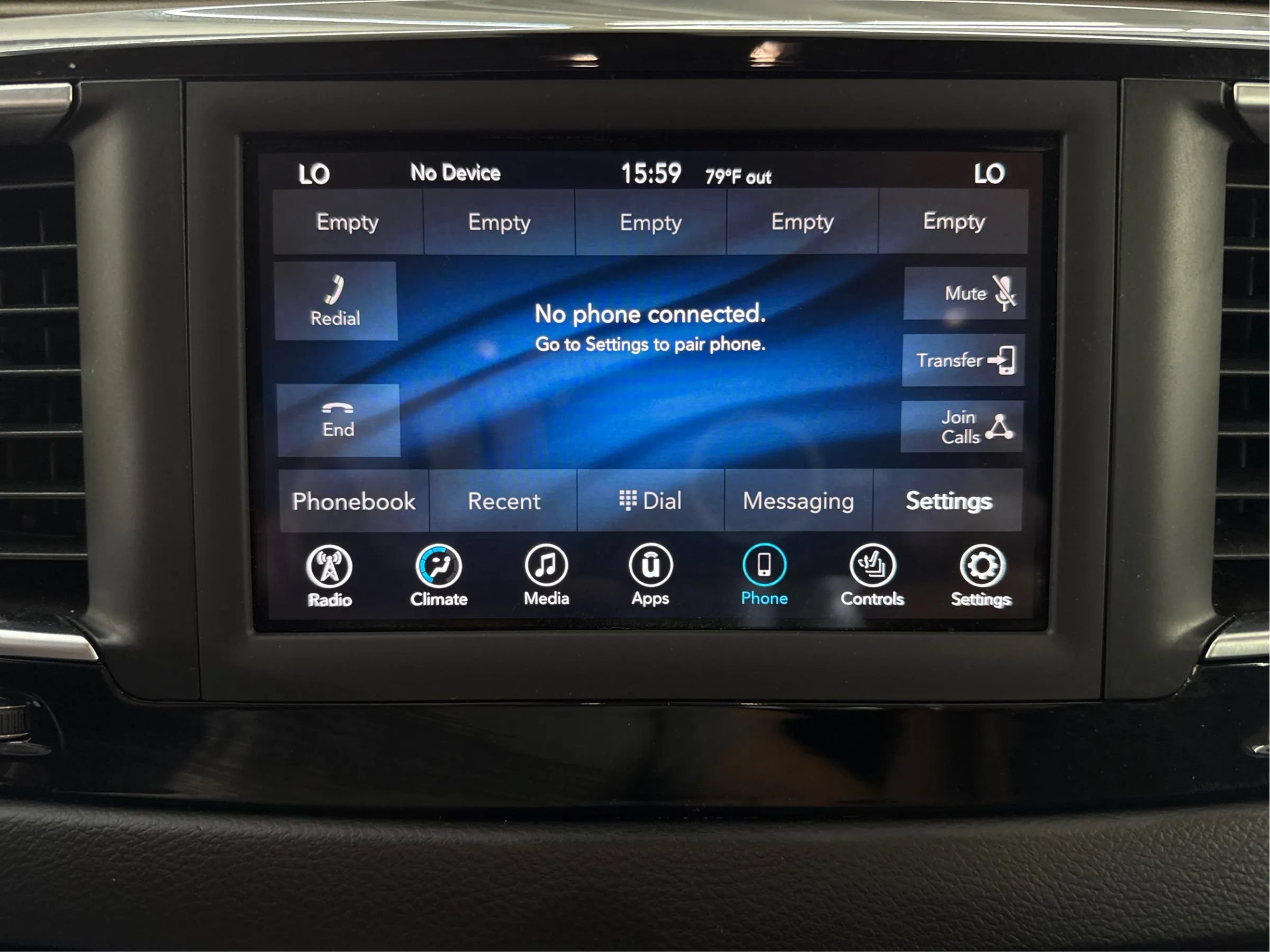 Used 2019 Chrysler Pacifica Touring-L FWD image 44