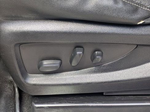 Used 2020 Chevrolet Suburban LT image 21