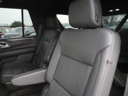 Used 2021 Chevrolet Tahoe LT w/ LT Signature Package image 14