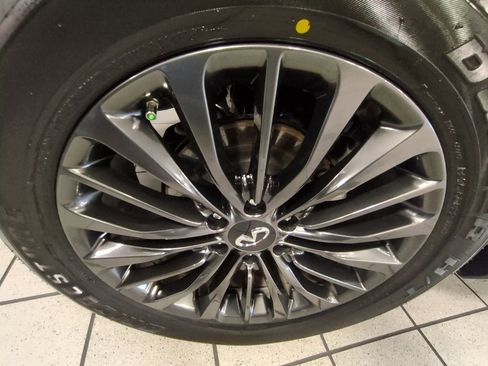 Used 2023 INFINITI QX80 Premium Select w/ Cargo Package image 26