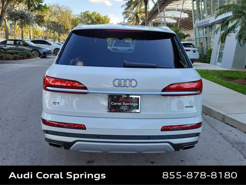 Certified 2025 Audi Q7 3.0T Premium w/ Convenience Package image 7