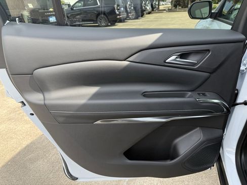New 2026 Chevrolet Traverse LT image 33