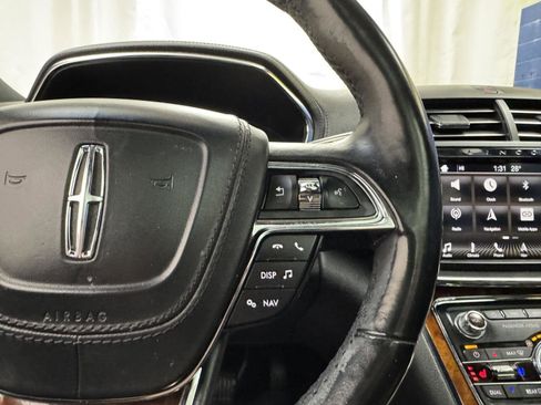 Used 2017 Lincoln Continental Reserve w/ Technology Package image 20