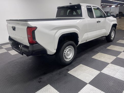 Used 2024 Toyota Tacoma SR RWD image 5