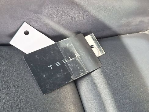 Used 2021 Tesla Model Y Long Range AWD/4WD image 35