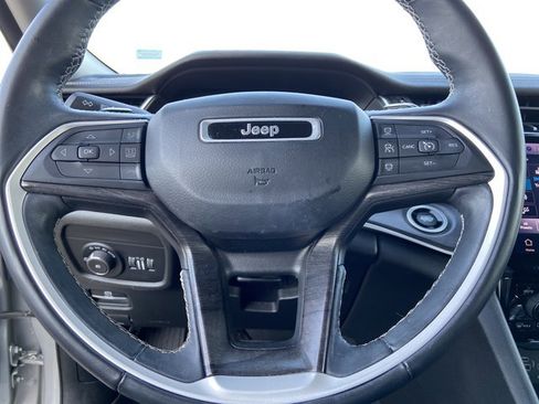 Used 2021 Jeep Grand Cherokee L Limited image 34