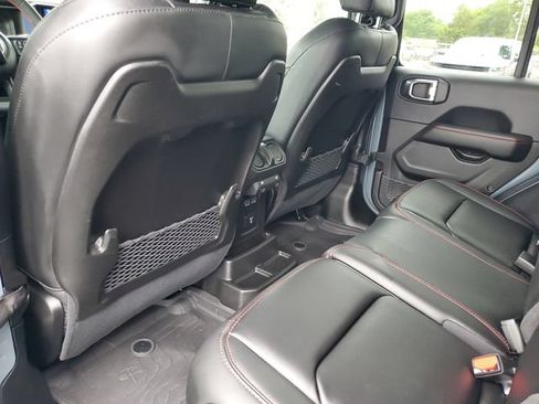 Used 2024 Jeep Wrangler Unlimited Rubicon w/ Safety Group AWD/4WD image 12