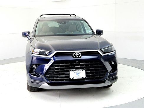 New 2026 Toyota Grand Highlander AWD image 8