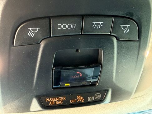 Used 2024 Toyota Corolla LE FWD image 18