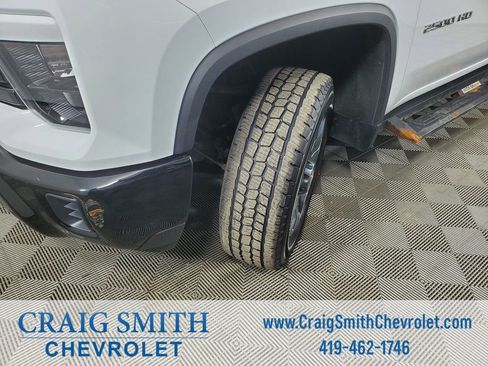 Used 2024 Chevrolet Silverado 2500 Custom AWD/4WD image 29