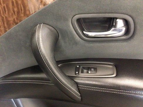 Used 2020 Nissan Armada SV RWD image 13