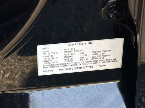 Used 2021 Tesla Model Y Performance image 9