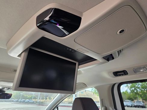 New 2026 Honda Odyssey Touring image 12