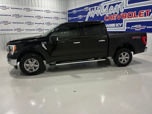 Used 2022 Ford F150 XLT w/ Equipment Group 302A High AWD/4WD image 3