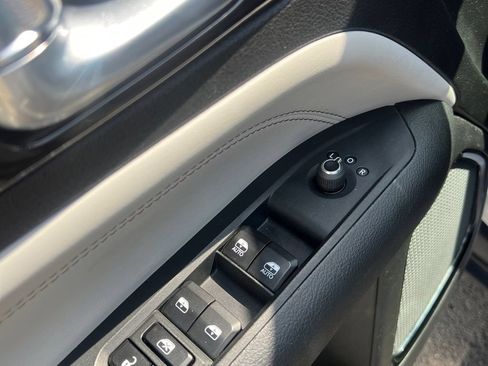 Used 2024 Jeep Compass Limited AWD/4WD image 25