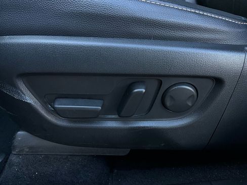 Used 2025 MAZDA CX-70 3.3 Turbo w/ Preferred Package image 11