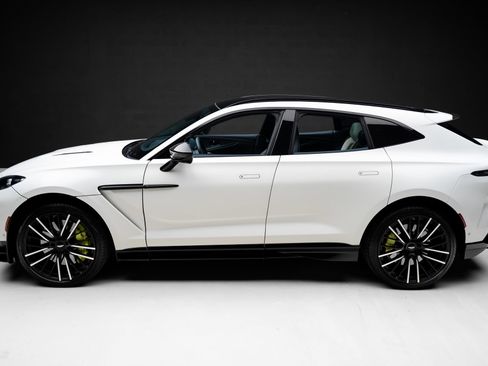 Used 2023 Aston Martin DBX 707 AWD/4WD image 17