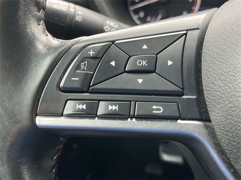 Used 2022 Nissan Sentra SR w/ Lighting Package image 28