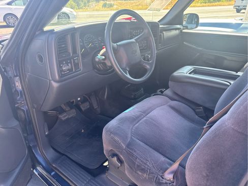 Used 2001 Chevrolet Silverado 1500 LS w/ Firm Ride Suspension Pkg RWD image 10