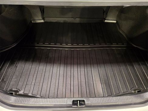 Used 2023 Toyota Camry XSE image 6