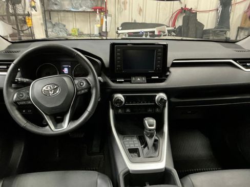 Certified 2022 Toyota RAV4 XLE Premium image 12