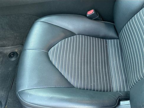 Used 2022 Toyota Camry SE image 18