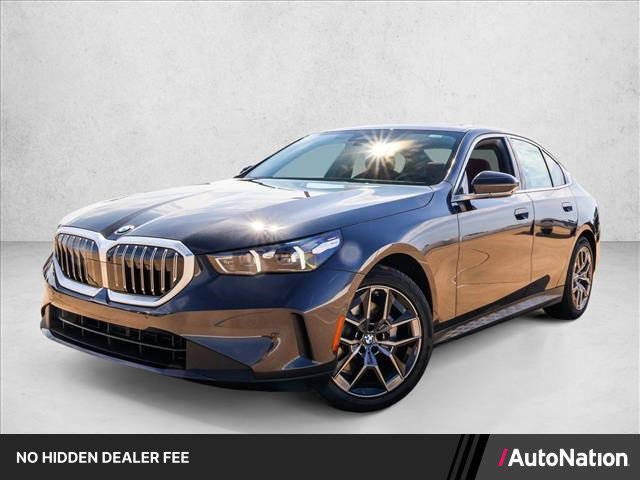 Used 2026 BMW 530i xDrive AWD/4WD image 1