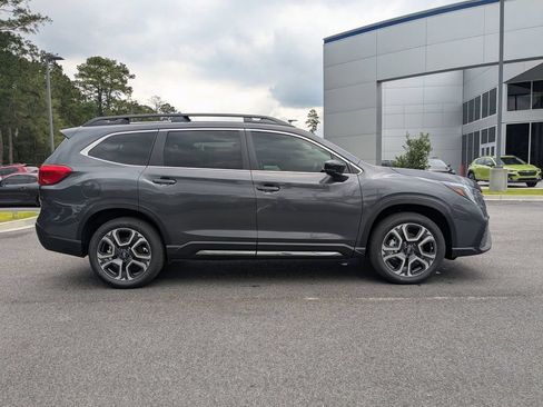 New 2026 Subaru Ascent Limited AWD/4WD image 3