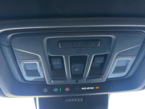 Used 2025 GMC Sierra 2500 Denali Ultimate AWD/4WD image 36