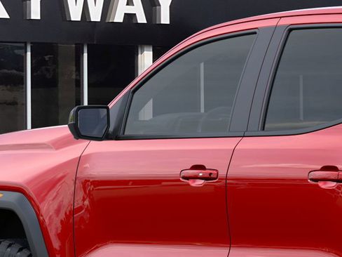 New 2026 GMC Canyon AT4 w/ Technology Plus Package image 12