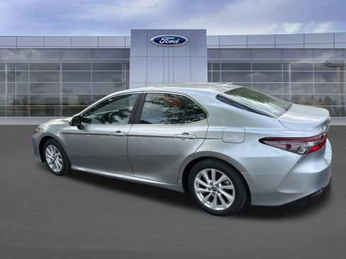 Used 2024 Toyota Camry LE image 9